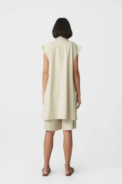 Klaragz Vest